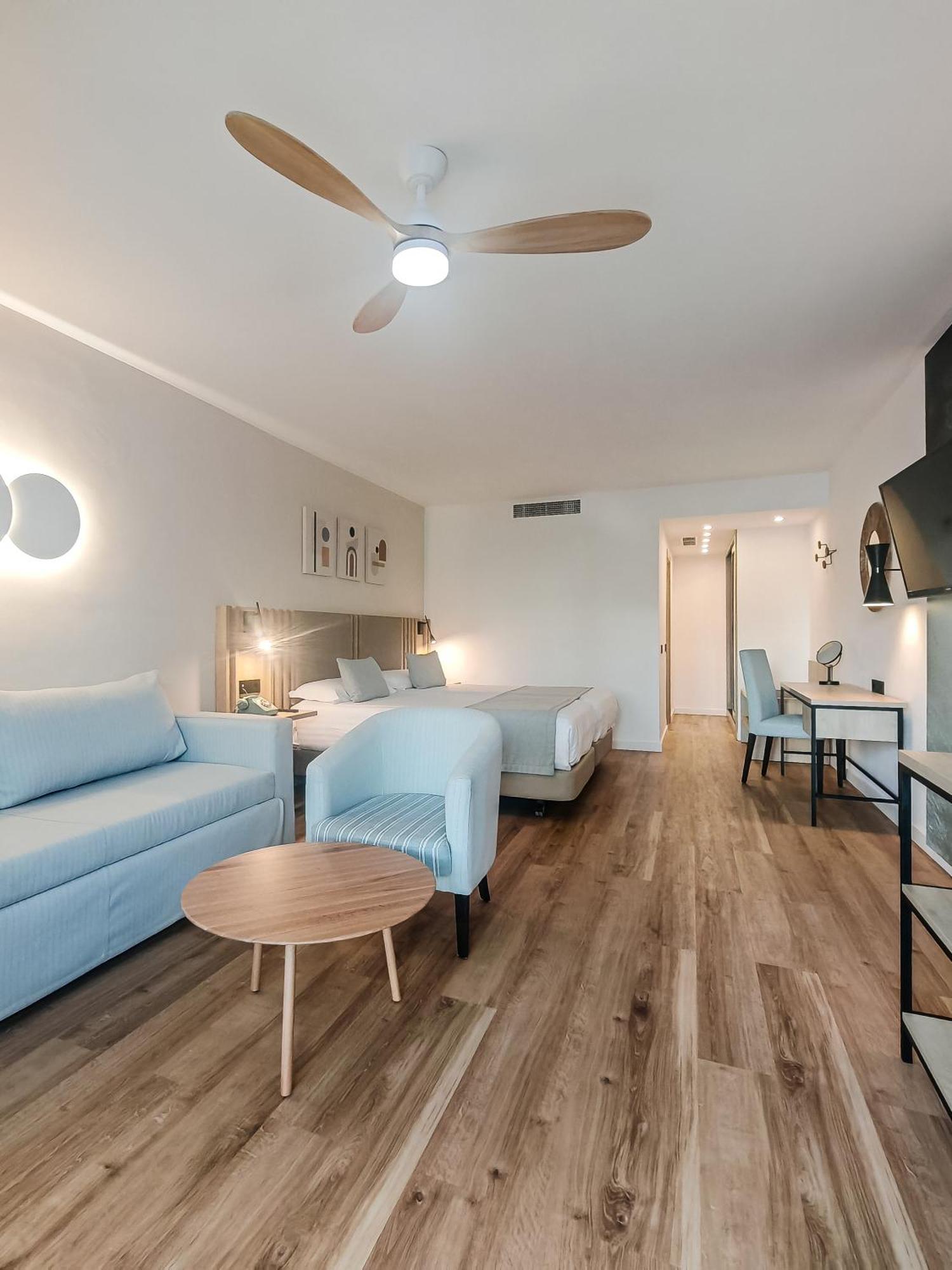 Hotel Las Costas Пуерто дел Кармен Екстериор снимка