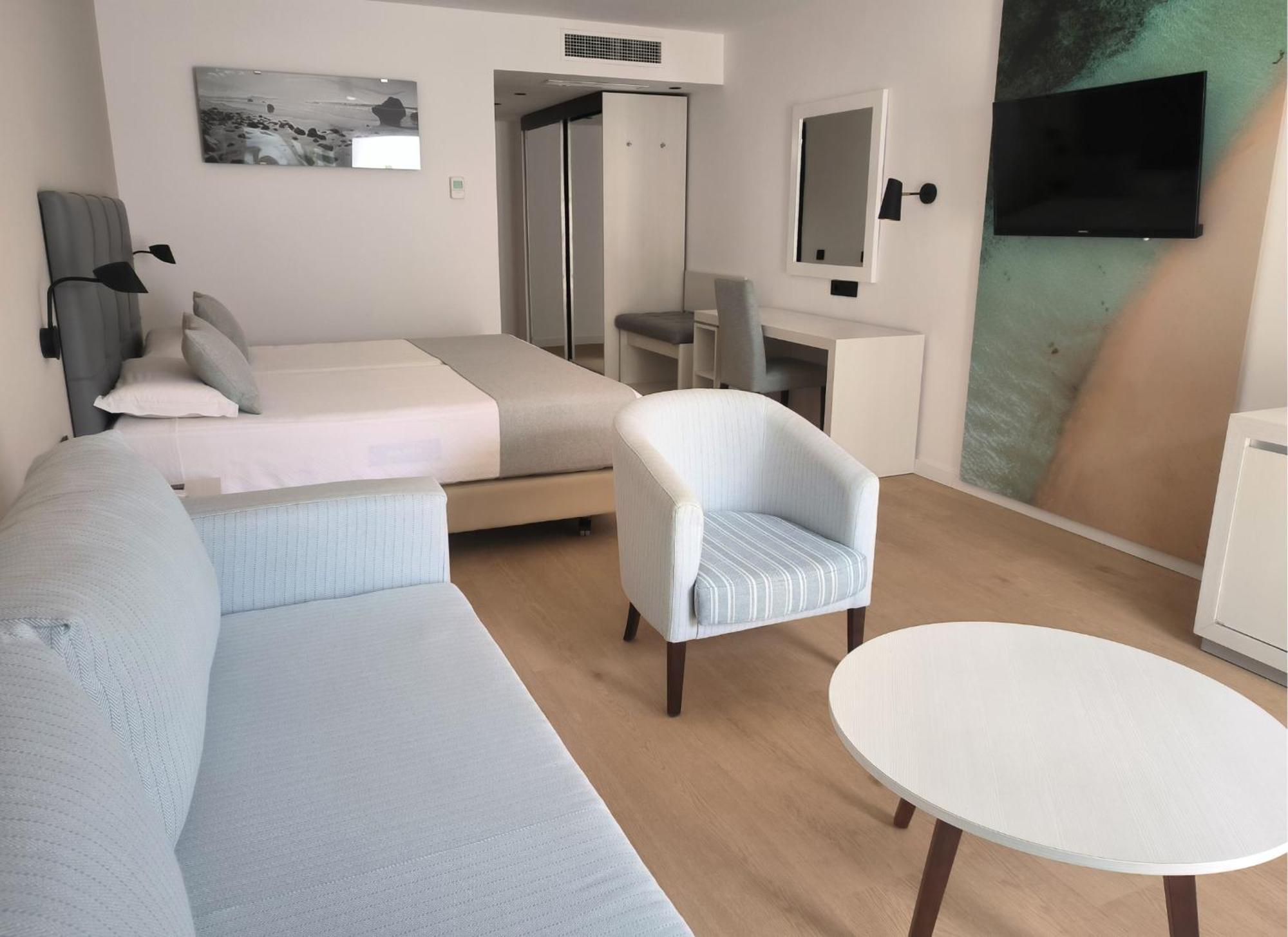 Hotel Las Costas Пуерто дел Кармен Екстериор снимка