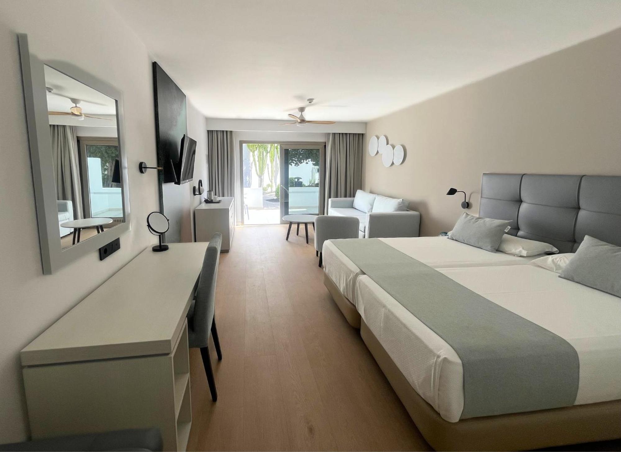 Hotel Las Costas Пуерто дел Кармен Екстериор снимка